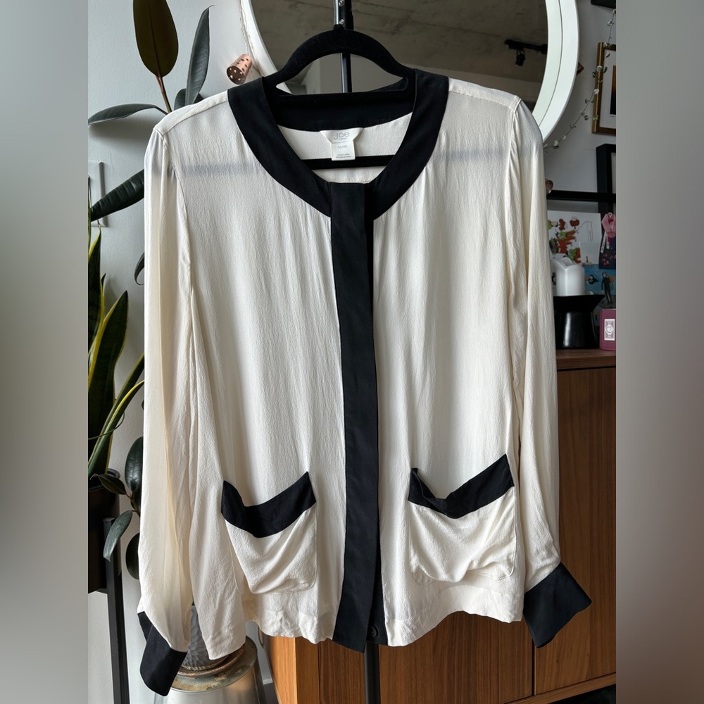 100% Silk Blouse, White/Black, Medium